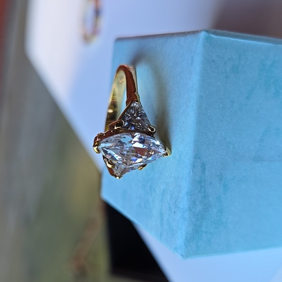14k gold plated ring size 7 signed George Lind and rhinestone marquis engagem… - Picture 11 of 13